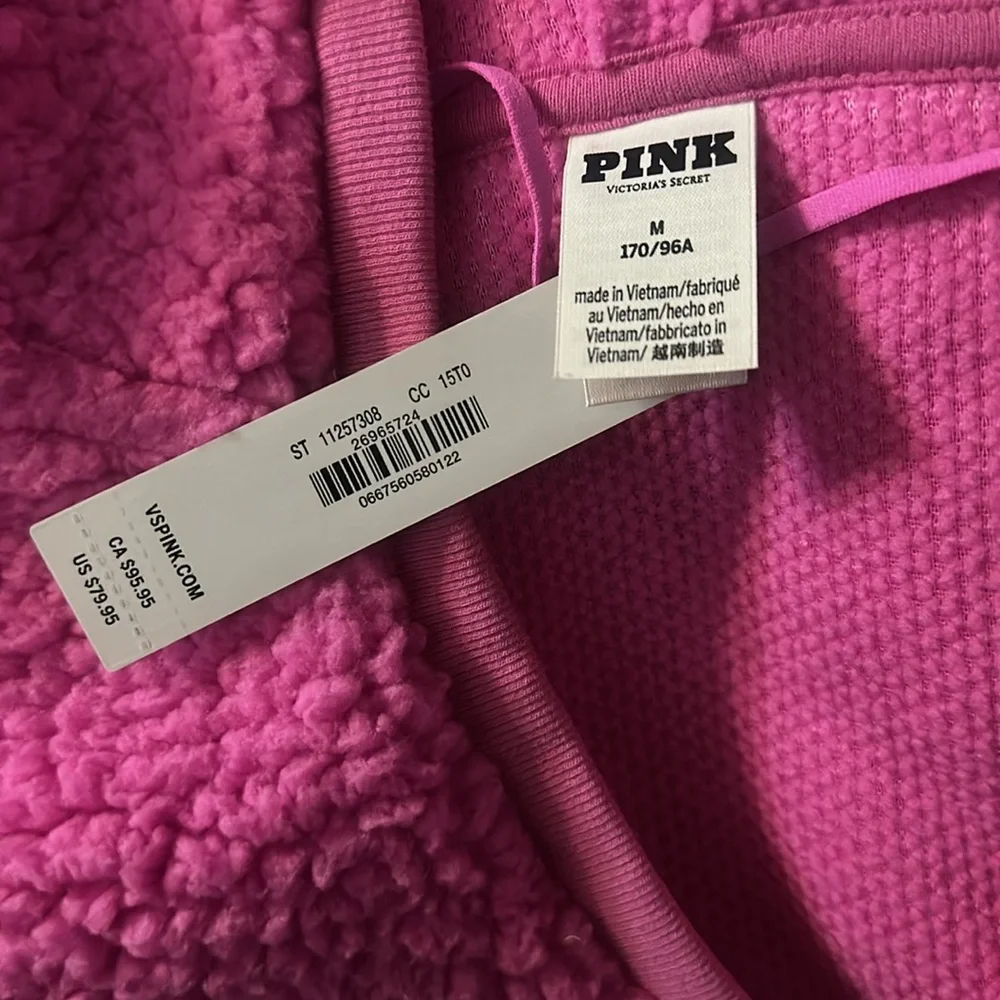 S🚫LD NWT Victoria's Secret Pink Textured Hoodie SIZE: Medium Very Soft - Picture 2 of 3